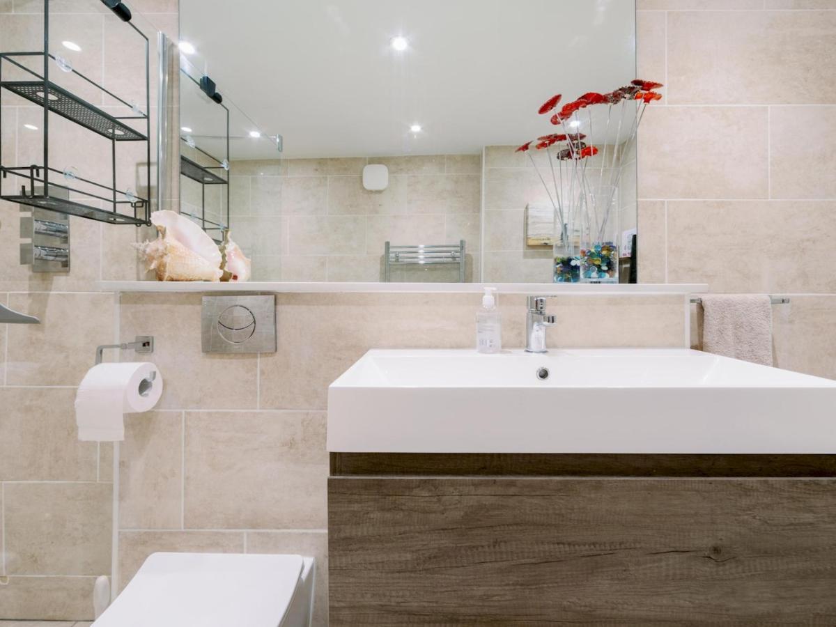 Pass The Keys Recently Renovated 1Br Flat With Private Garden In South London Appartement Buitenkant foto