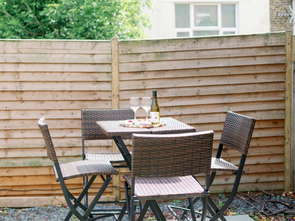Pass The Keys Recently Renovated 1Br Flat With Private Garden In South London Appartement Buitenkant foto