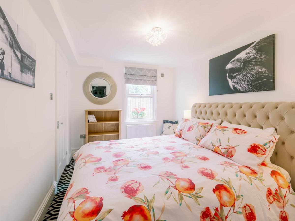 Pass The Keys Recently Renovated 1Br Flat With Private Garden In South London Appartement Buitenkant foto